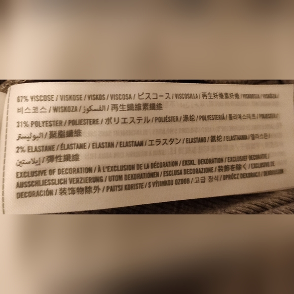 Hollister Grey Off The Shoulder Top - Picture 4 of 4